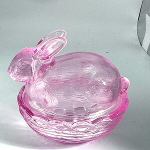 ?Moser?Pink Bunny on Nest